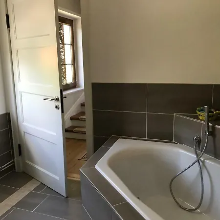 Ferienwohnung Mecklenburg 居斯特罗