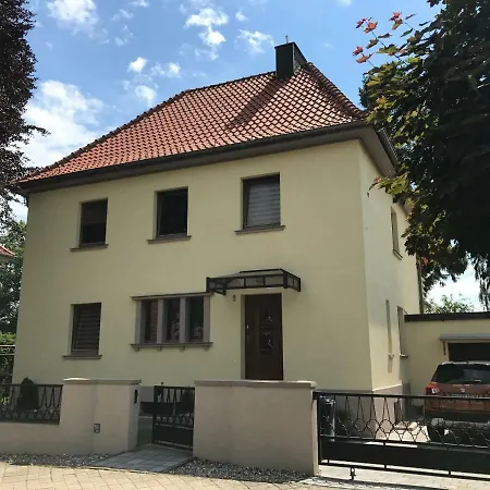 Ferienwohnung Mecklenburg * 居斯特罗
